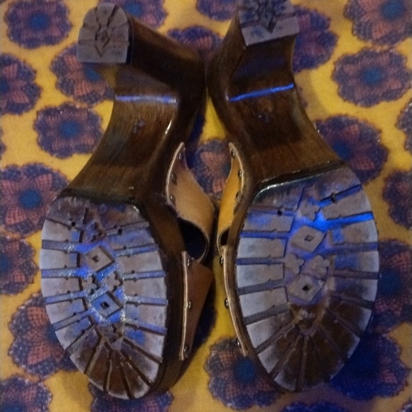Italian Leather Sandals - Picture 4 of 4